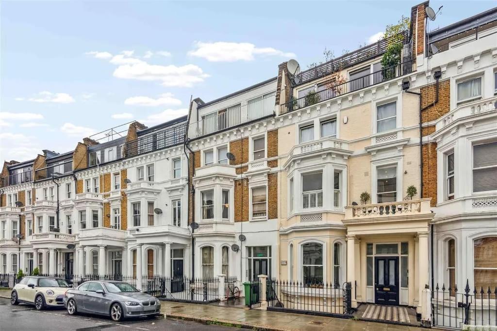 Lovely 2 Bedroom Garden Flat Apartment In West Kensington